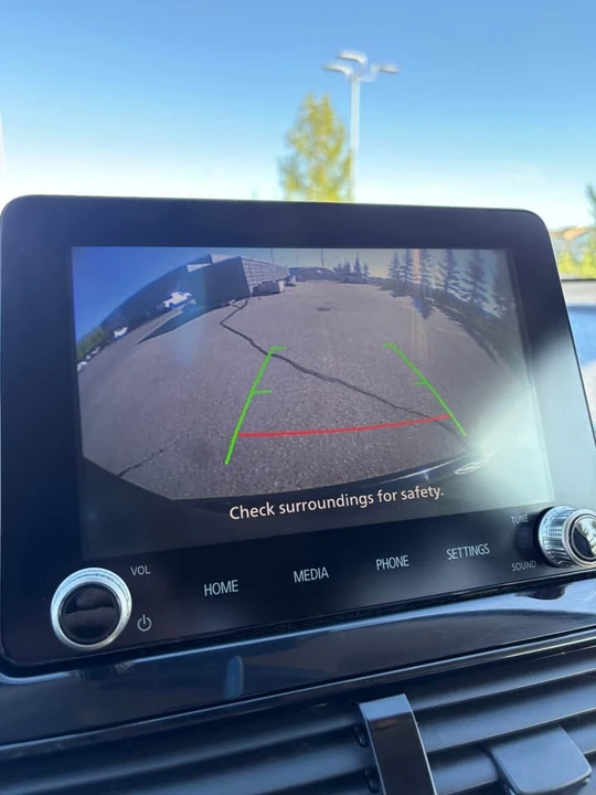 2022 Mitsubishi Eclipse Cross - Image 11 of 19