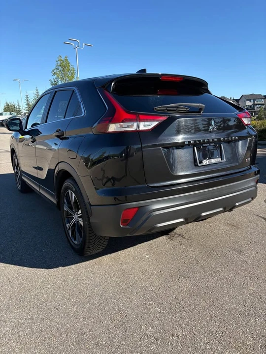 2022 Mitsubishi Eclipse Cross - Image 15 of 19