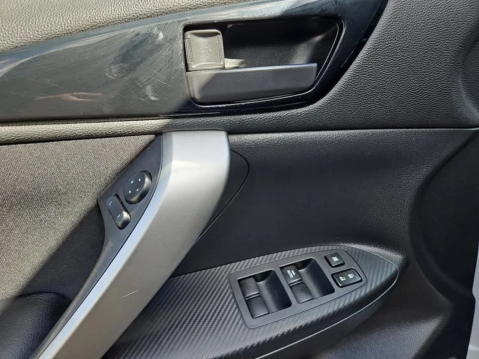 2022 Mitsubishi Eclipse Cross - Image 11 of 20