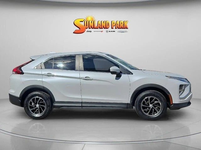 2022 Mitsubishi Eclipse Cross - Image 6 of 20