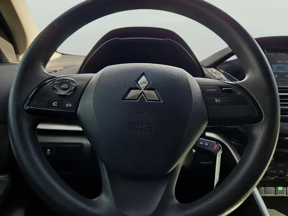 2022 Mitsubishi Eclipse Cross - Image 18 of 20