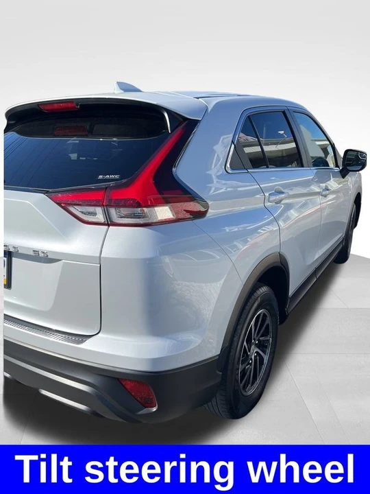 2022 Mitsubishi Eclipse Cross - Image 13 of 21