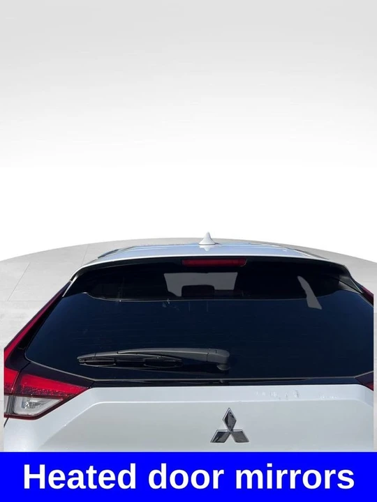 2022 Mitsubishi Eclipse Cross - Image 12 of 21