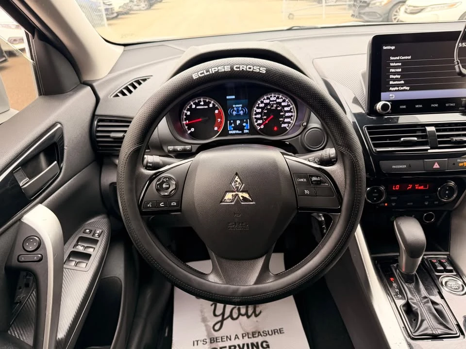 2022 Mitsubishi Eclipse Cross - Image 12 of 14