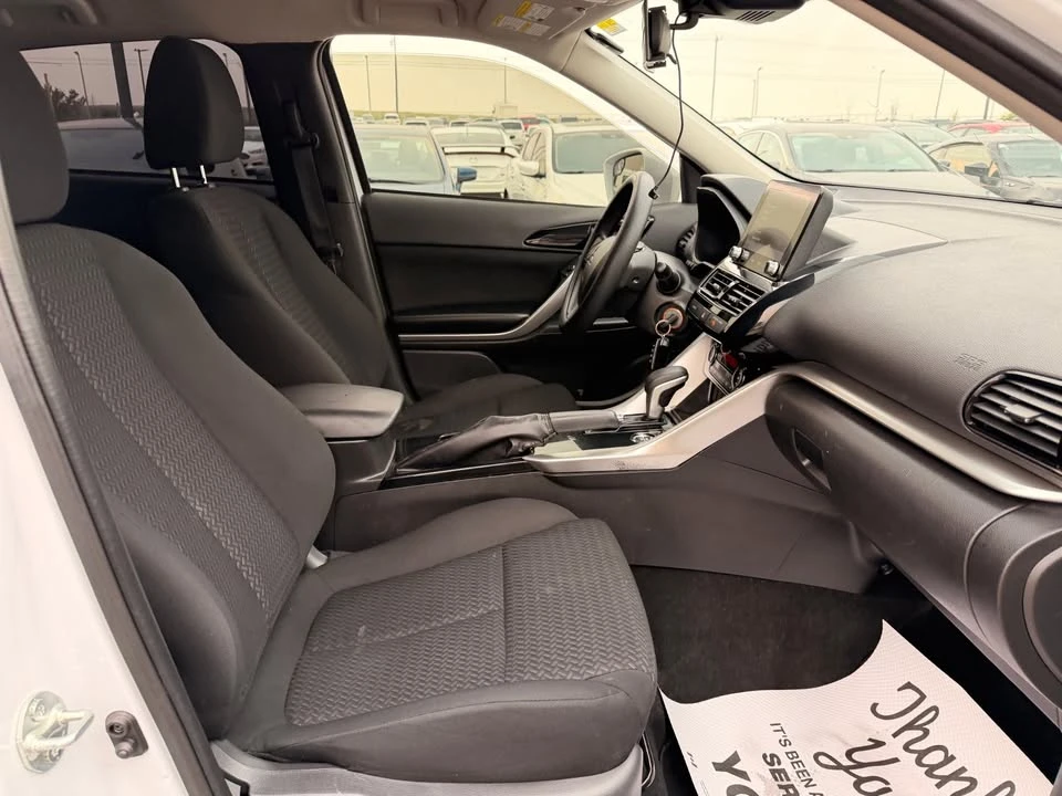 2022 Mitsubishi Eclipse Cross - Image 10 of 14
