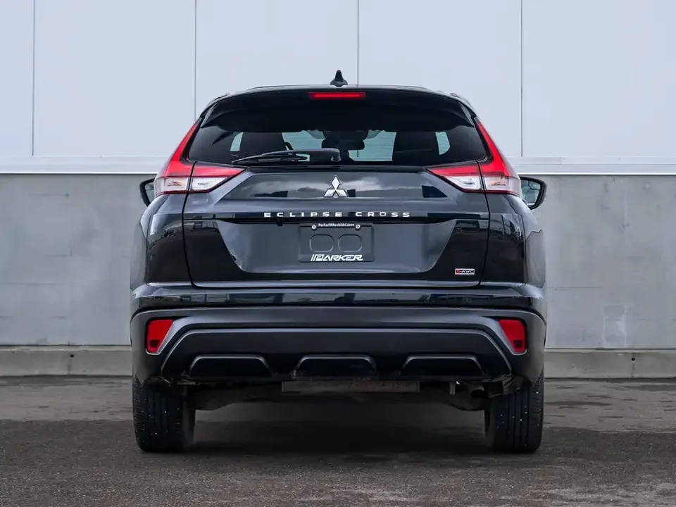 2022 Mitsubishi Eclipse Cross - Image 12 of 20