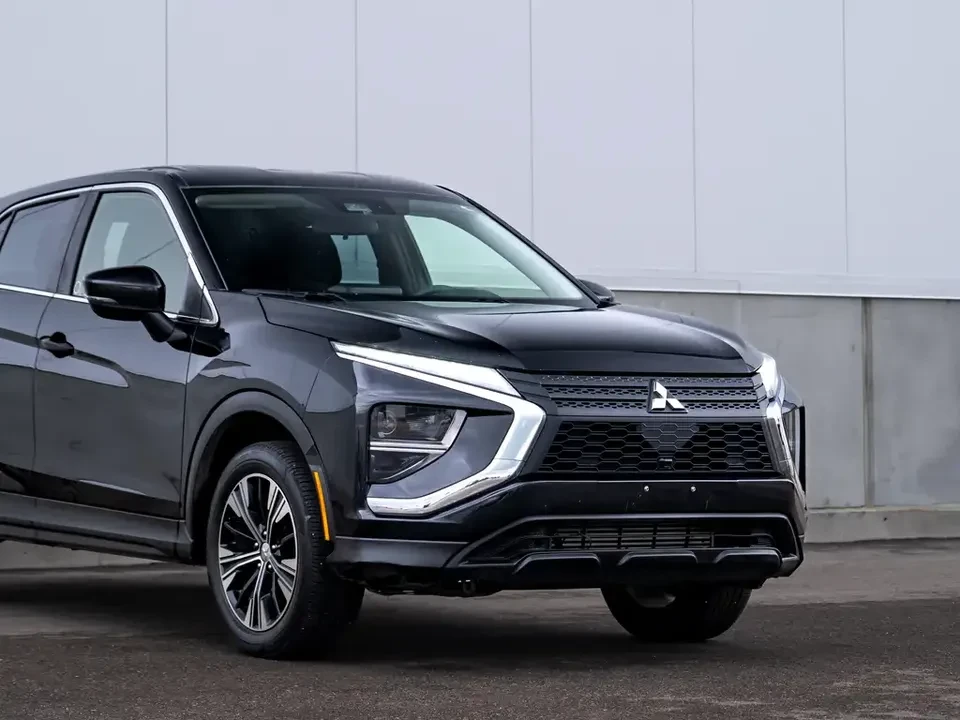 2022 Mitsubishi Eclipse Cross - Image 16 of 20
