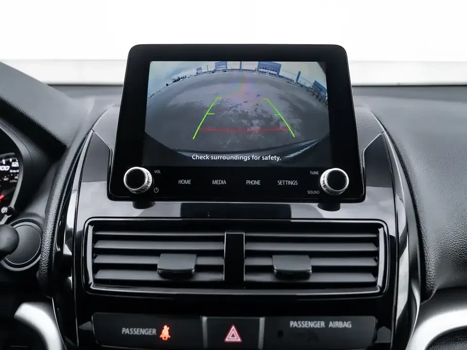 2022 Mitsubishi Eclipse Cross - Image 14 of 20