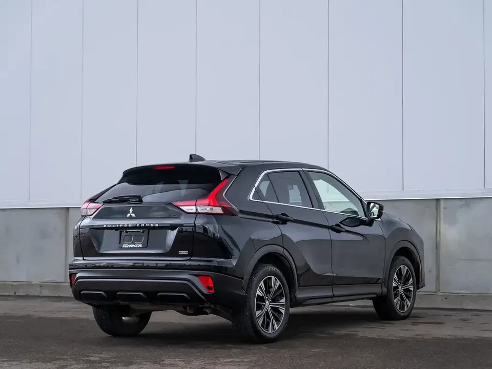 2022 Mitsubishi Eclipse Cross - Image 7 of 20