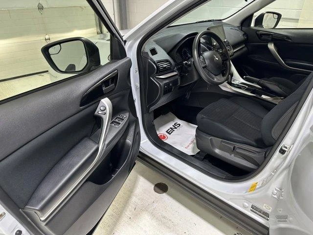 2022 Mitsubishi Eclipse Cross - Image 15 of 20