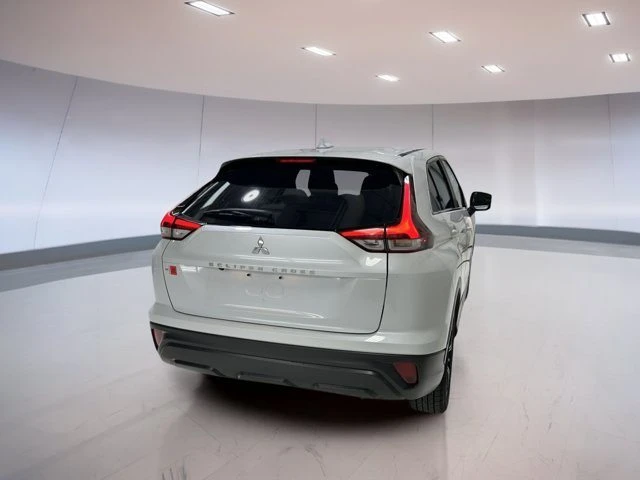 2022 Mitsubishi Eclipse Cross - Image 7 of 20