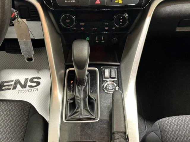 2022 Mitsubishi Eclipse Cross - Image 14 of 20