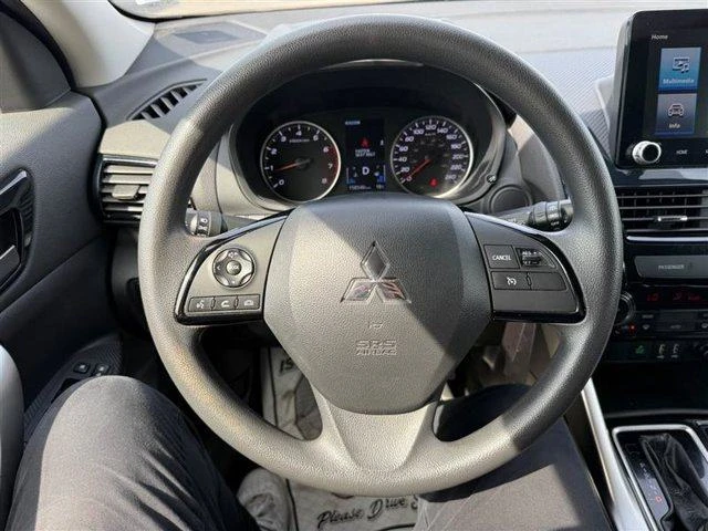2022 Mitsubishi Eclipse Cross - Image 14 of 20