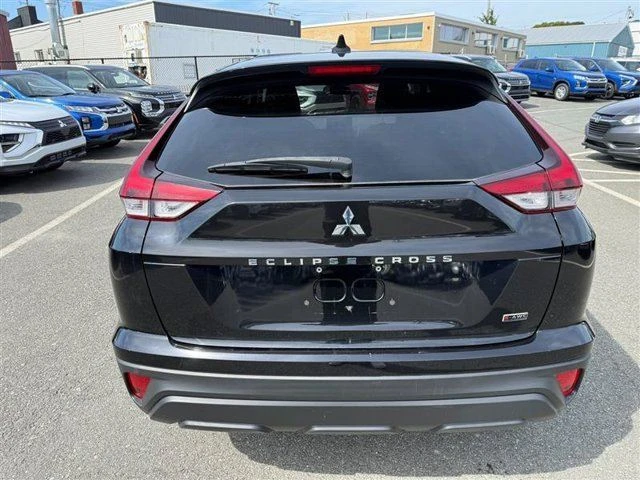 2022 Mitsubishi Eclipse Cross - Image 8 of 20
