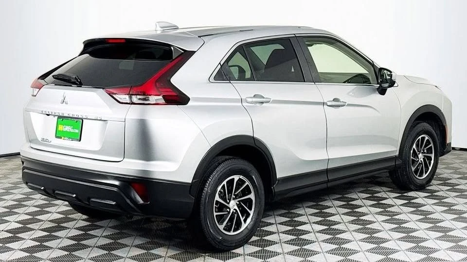 2022 Mitsubishi Eclipse Cross - Image 6 of 20