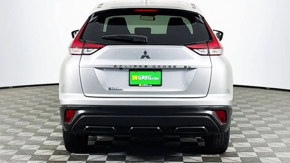 2022 Mitsubishi Eclipse Cross - Image 5 of 20