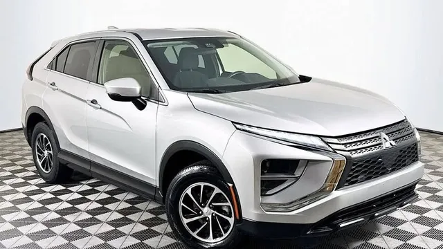 2022 Mitsubishi Eclipse Cross ES