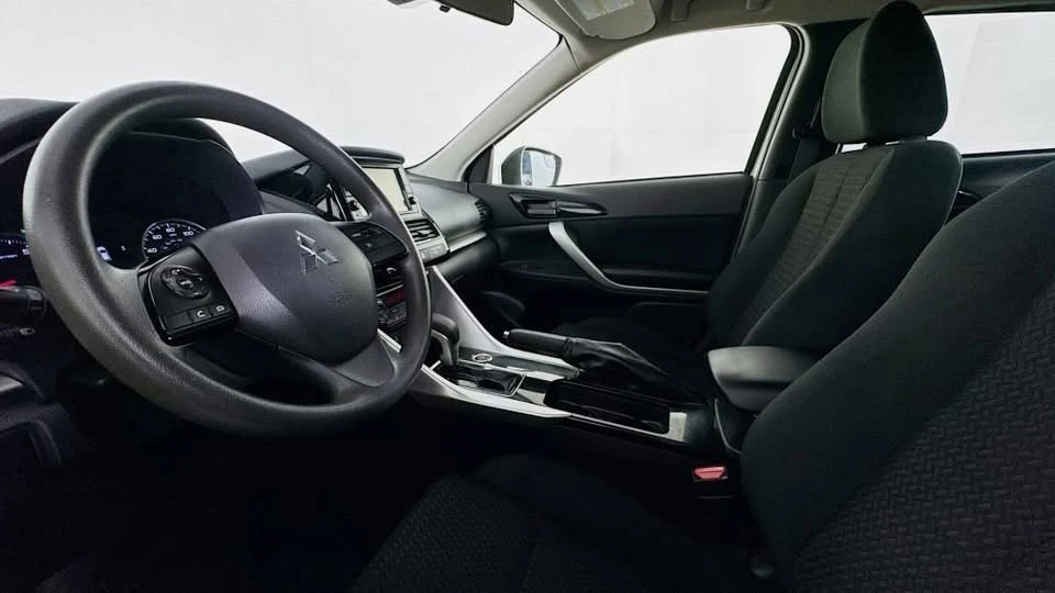 2022 Mitsubishi Eclipse Cross - Image 15 of 20
