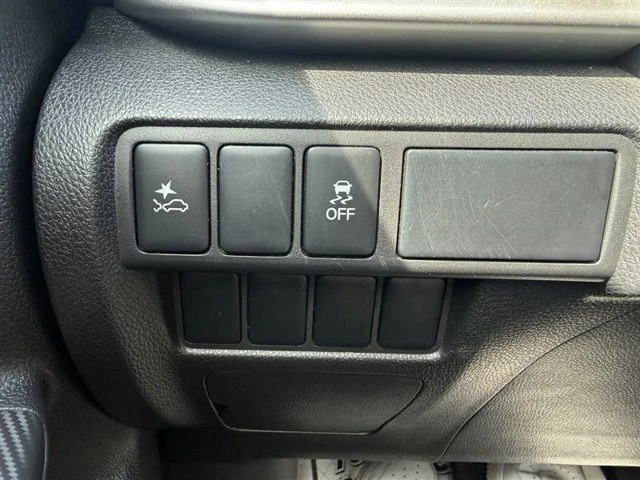2022 Mitsubishi Eclipse Cross - Image 19 of 20