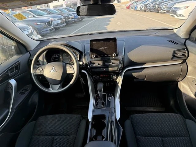 2022 Mitsubishi Eclipse Cross - Image 9 of 20