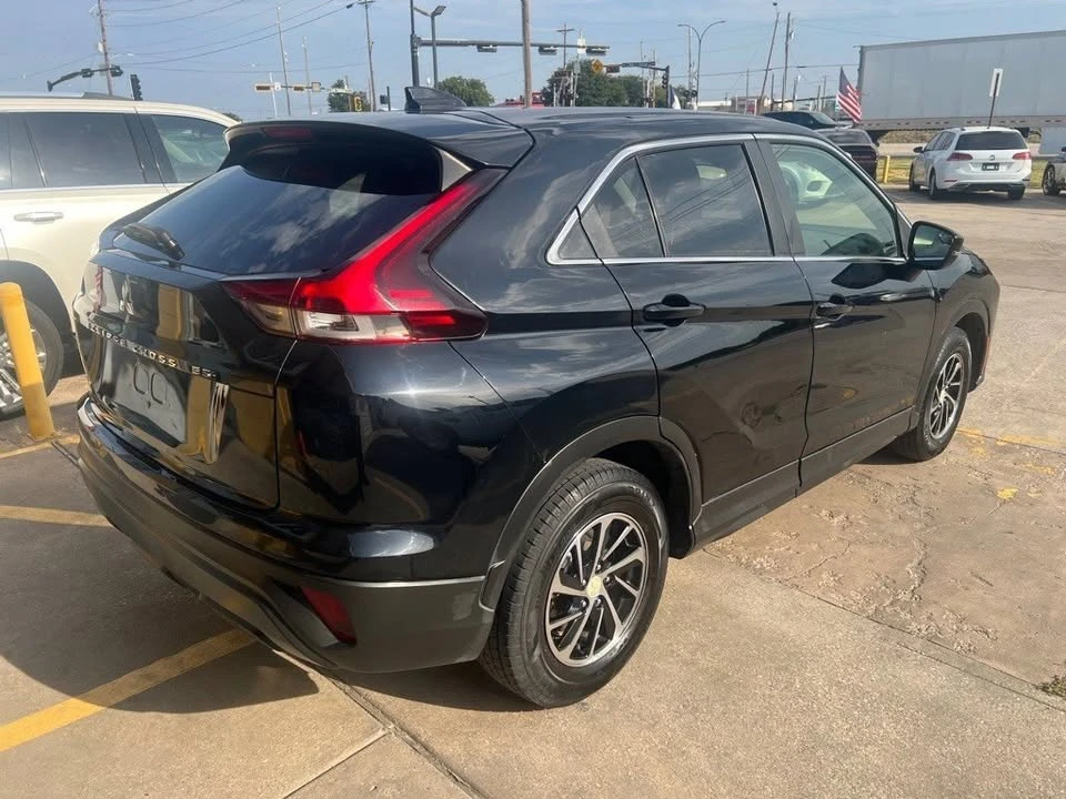 2022 Mitsubishi Eclipse Cross - Image 6 of 20