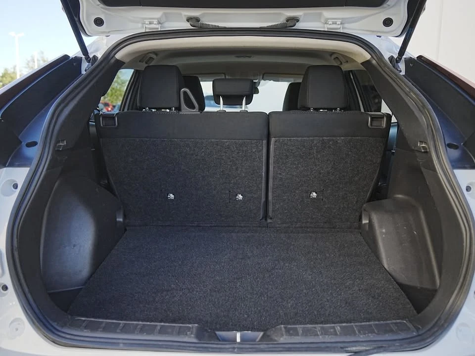 2022 Mitsubishi Eclipse Cross - Image 19 of 19
