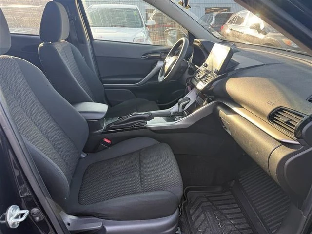 2022 Mitsubishi Eclipse Cross - Image 11 of 20