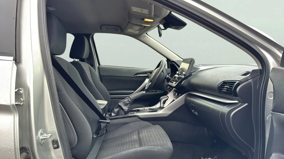2022 Mitsubishi Eclipse Cross - Image 13 of 20