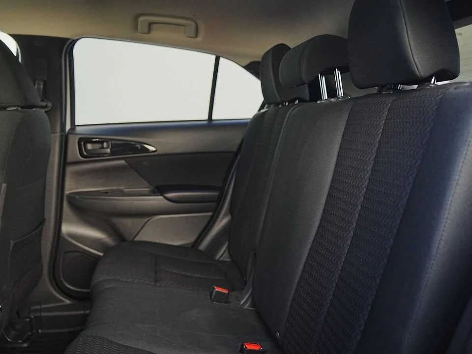 2022 Mitsubishi Eclipse Cross - Image 18 of 19