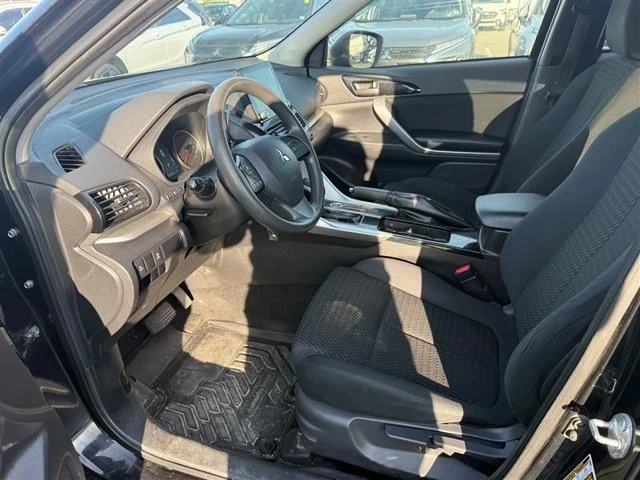 2022 Mitsubishi Eclipse Cross - Image 10 of 20