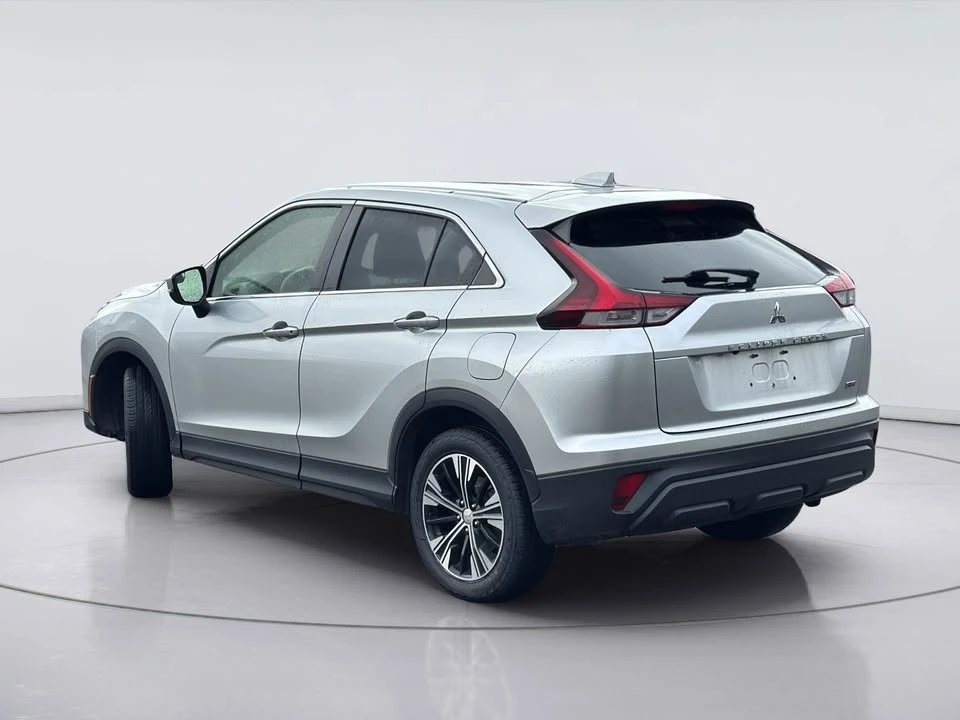 2022 Mitsubishi Eclipse Cross - Image 4 of 20
