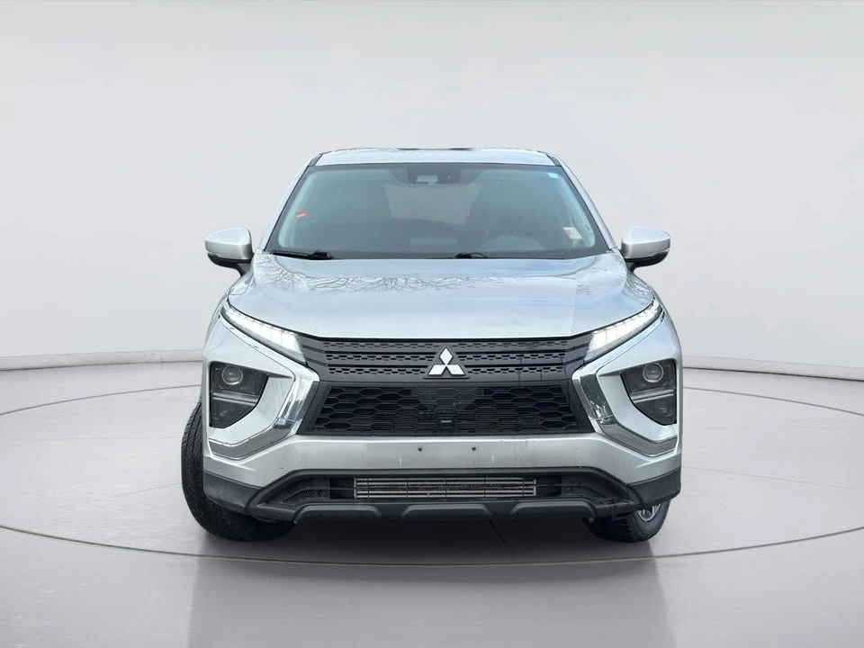 2022 Mitsubishi Eclipse Cross - Image 2 of 20