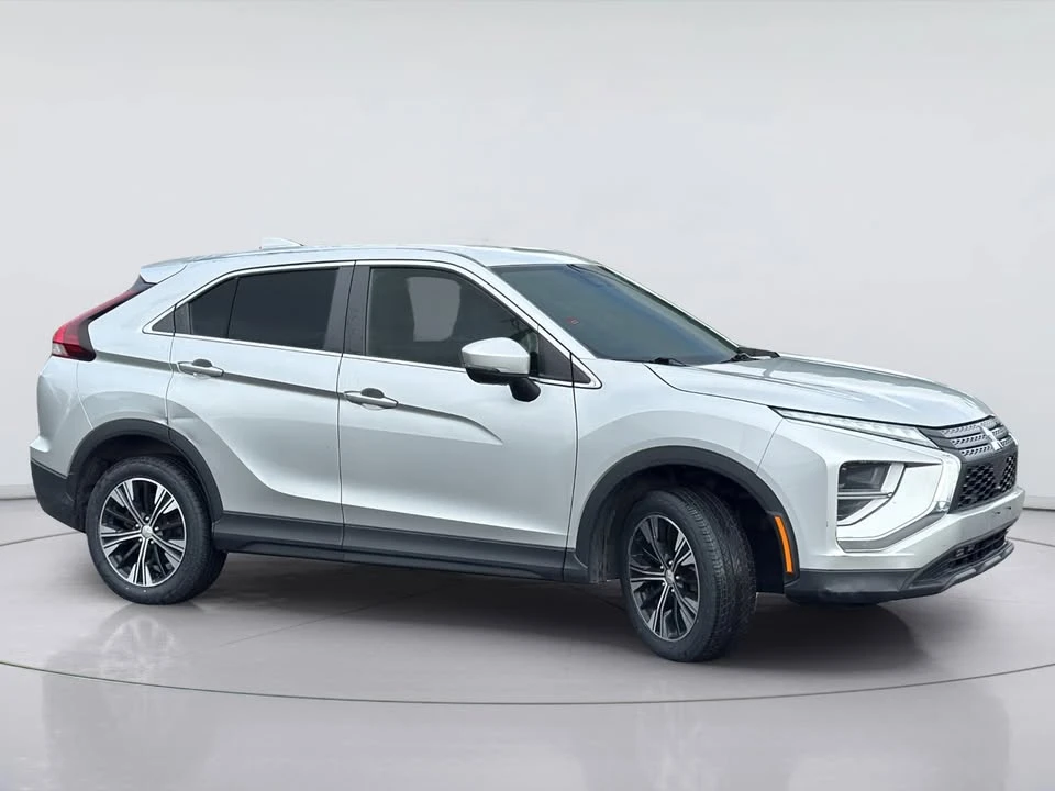 2022 Mitsubishi Eclipse Cross - Image 6 of 20