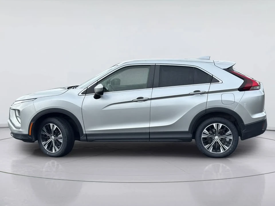 2022 Mitsubishi Eclipse Cross - Image 5 of 20