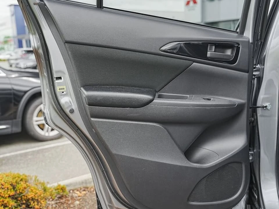2022 Mitsubishi Eclipse Cross - Image 12 of 15