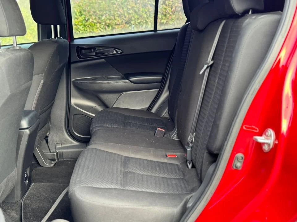 2022 Mitsubishi Eclipse Cross - Image 5 of 7