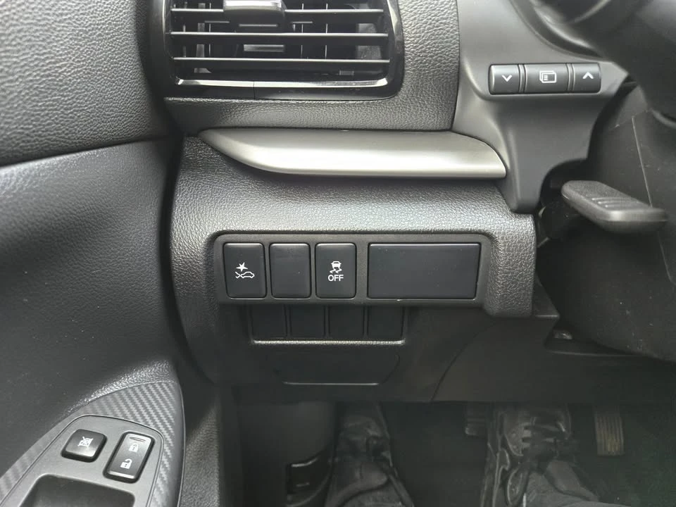 2022 Mitsubishi Eclipse Cross - Image 20 of 20