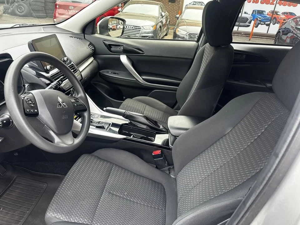 2022 Mitsubishi Eclipse Cross - Image 10 of 11