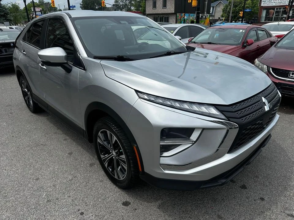 2022 Mitsubishi Eclipse Cross - Image 2 of 11