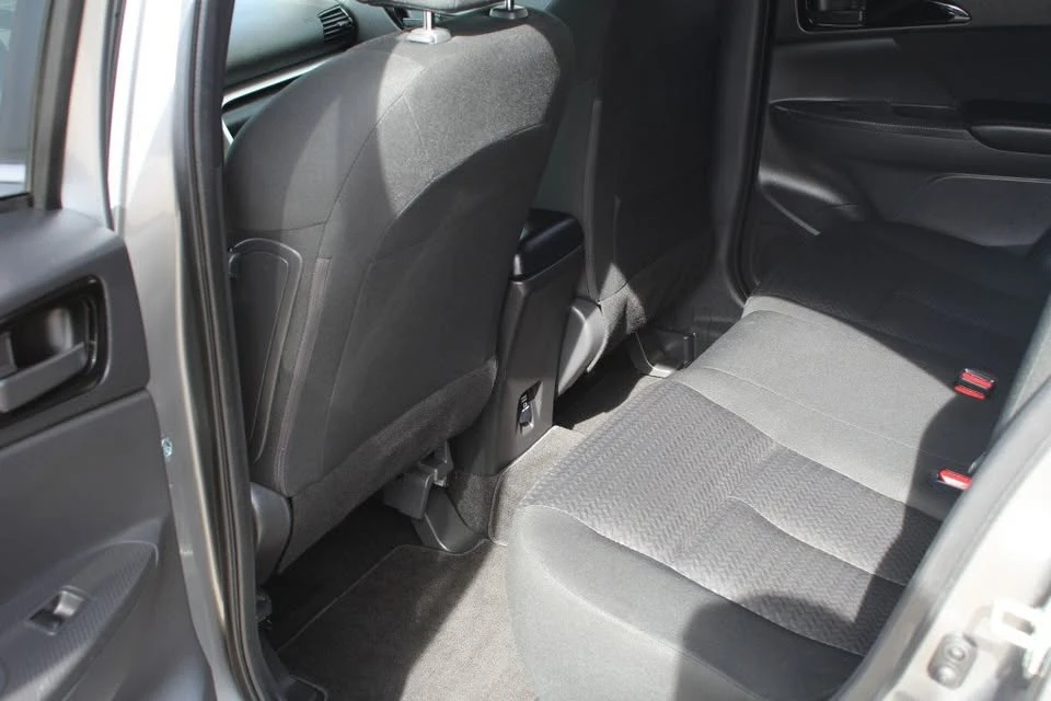 2022 Mitsubishi Eclipse Cross - Image 7 of 18
