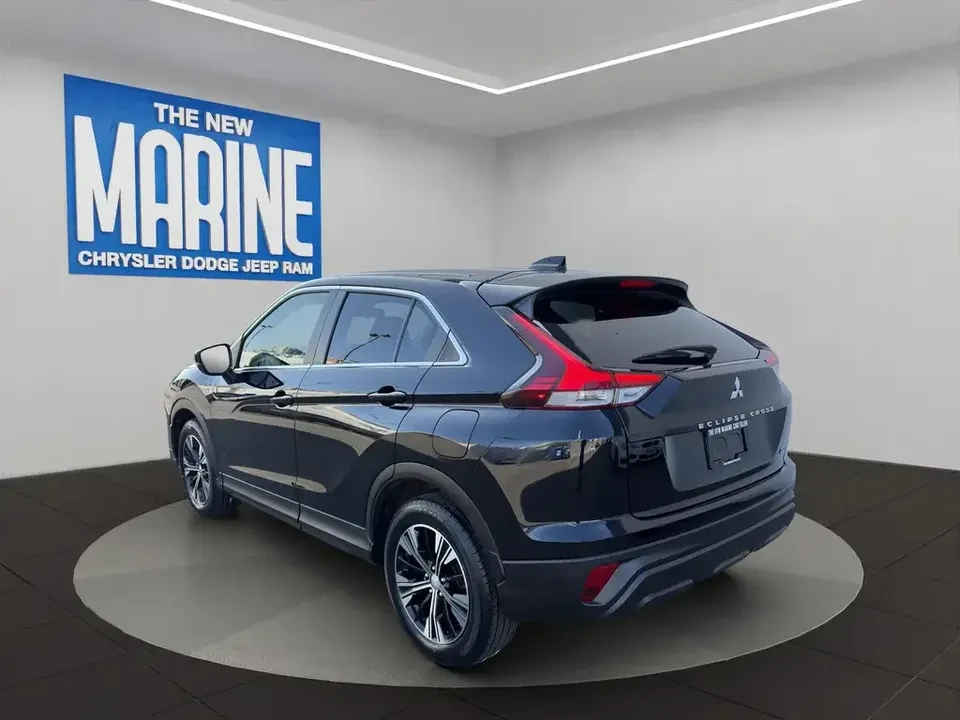 2022 Mitsubishi Eclipse Cross - Image 4 of 19