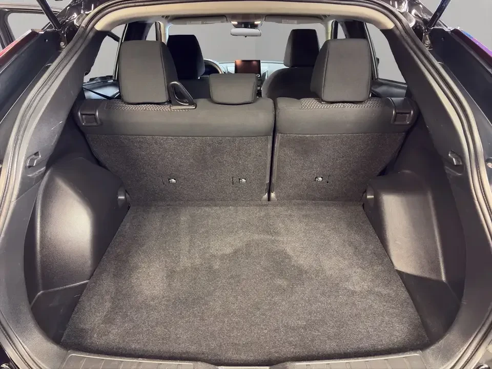 2022 Mitsubishi Eclipse Cross - Image 10 of 19