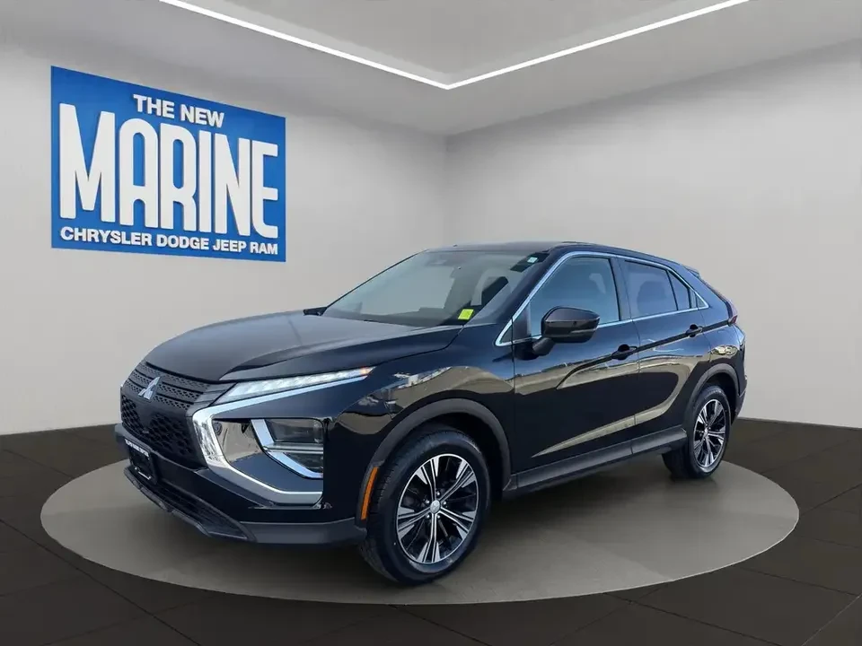 2022 Mitsubishi Eclipse Cross - Image 2 of 19