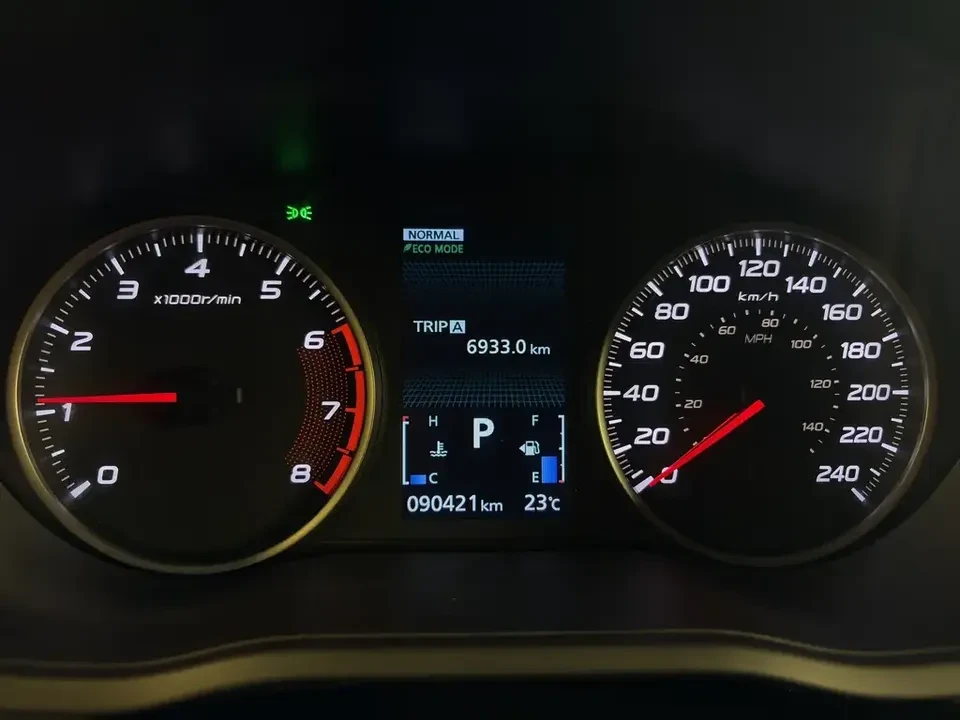 2022 Mitsubishi Eclipse Cross - Image 13 of 19