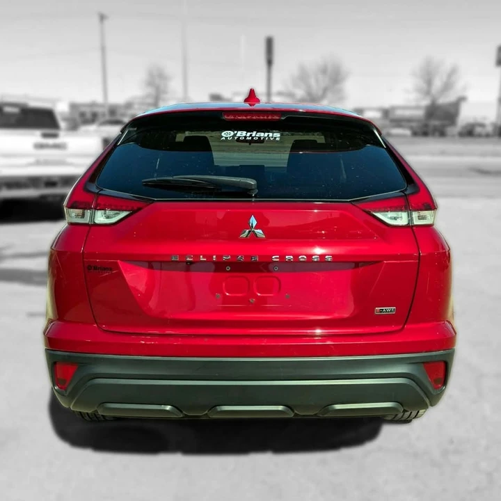 2022 Mitsubishi Eclipse Cross - Image 5 of 10