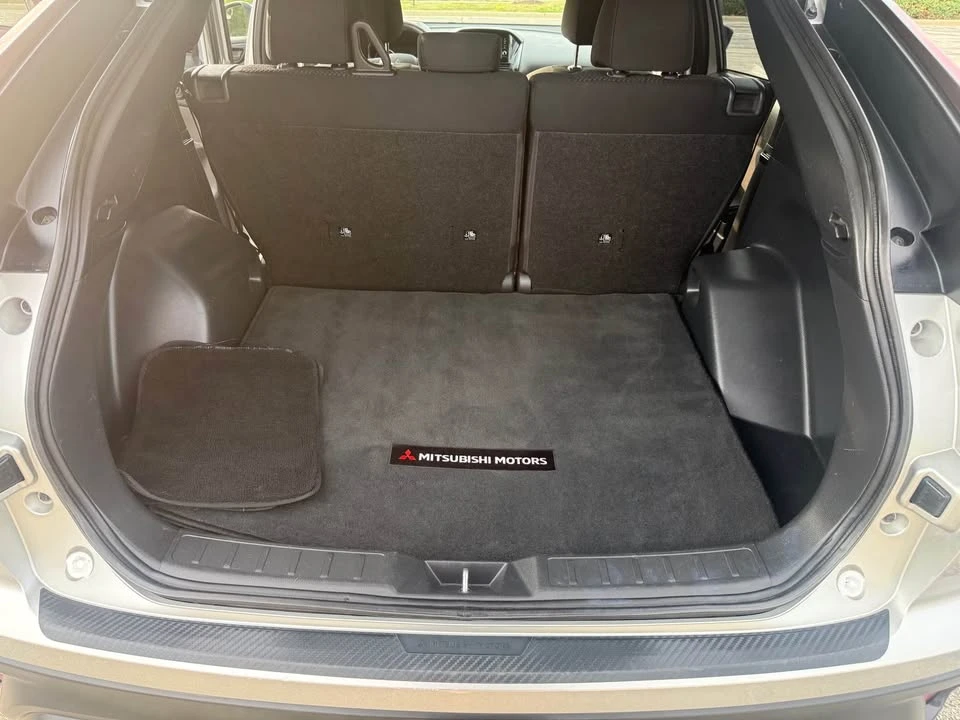 2022 Mitsubishi Eclipse Cross - Image 13 of 15