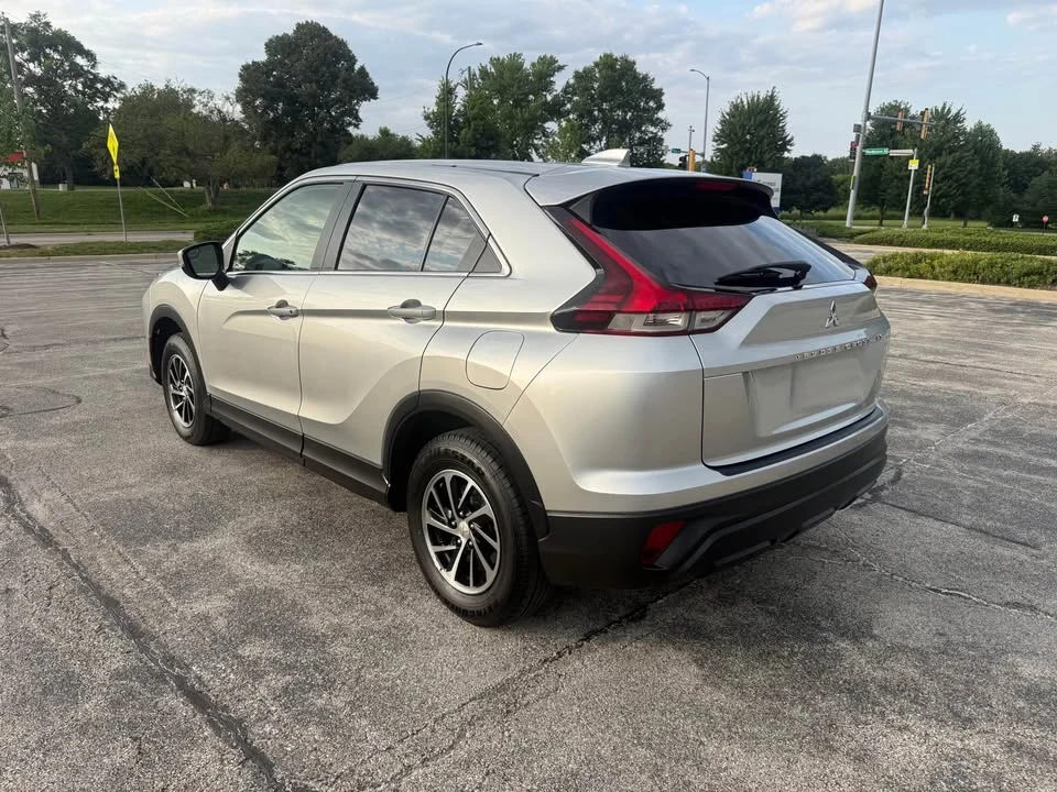 2022 Mitsubishi Eclipse Cross - Image 6 of 15