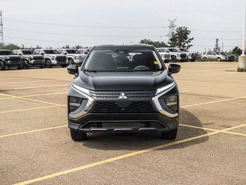 2022 Mitsubishi Eclipse Cross - Image 3 of 20