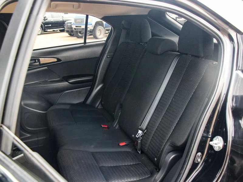 2022 Mitsubishi Eclipse Cross - Image 18 of 20