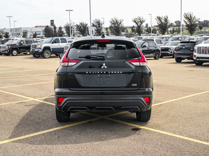 2022 Mitsubishi Eclipse Cross - Image 7 of 20